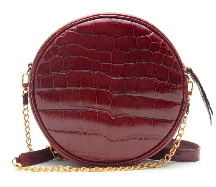 The most popular handbag colors for each season. Southern Trapper