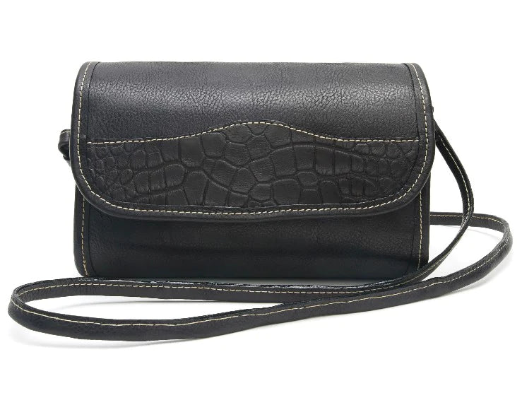 How to choose the perfect size handbag for your needs. Southern Trapper