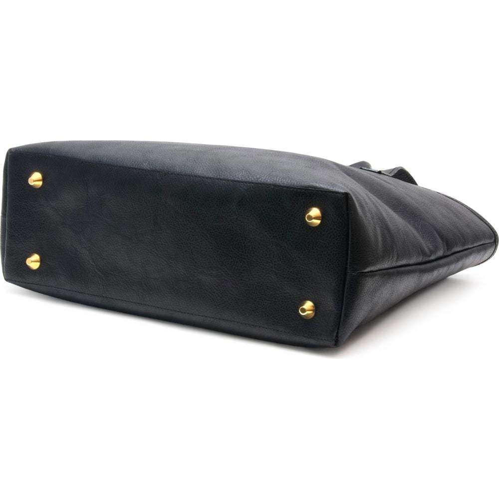 luxurious leather bag